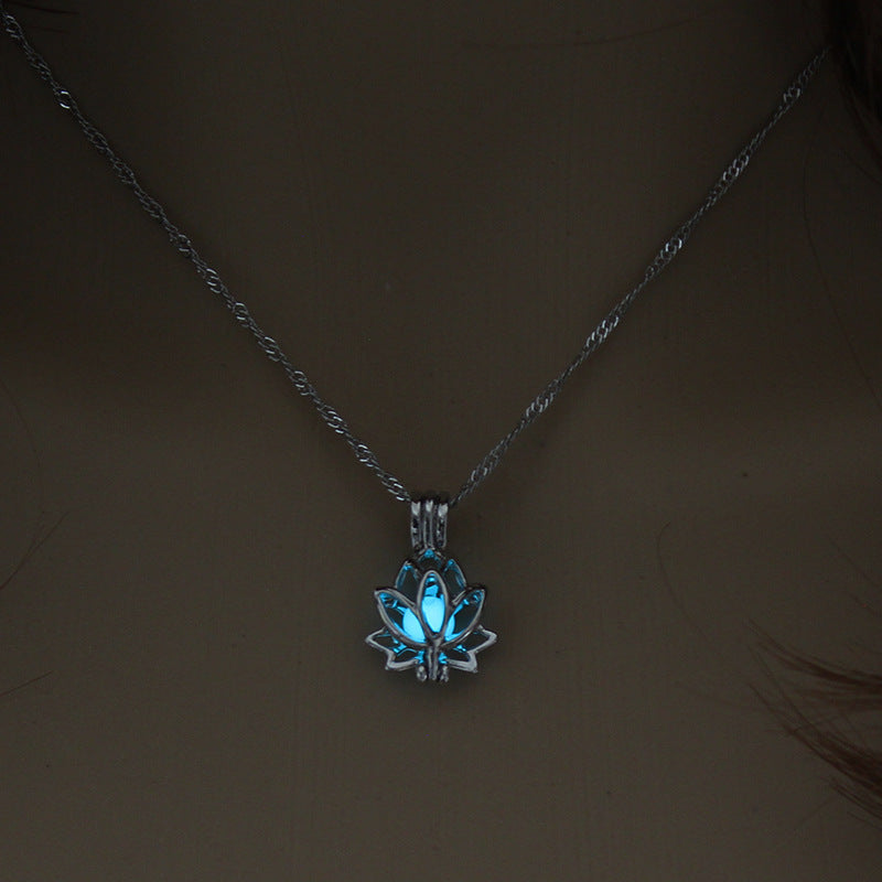 Lotus Luminous Necklace